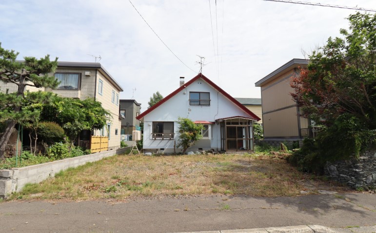 【地下鉄南北線 麻生駅 バス乗車13分 屯田3条2丁目停 徒歩2分／ＪＲ札沼線 太平駅 徒歩13分】3LDK 土地価格1880万円 参考プラン：1900万円【JUSTPRICE】