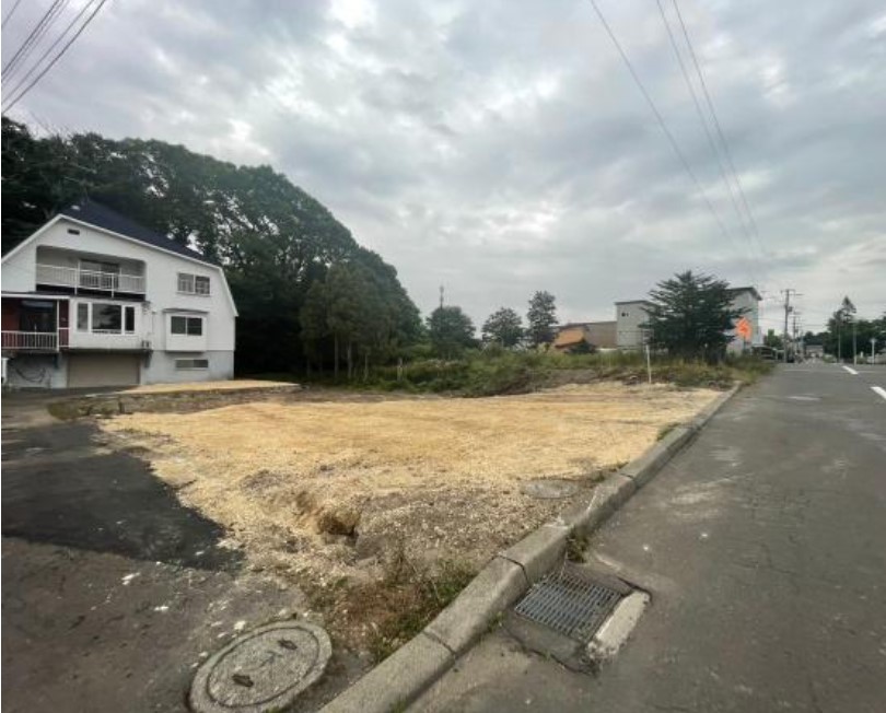 【恵庭市柏木町4丁目 】4LDK 土地価格：1130万円 参考プラン：2080万円【JUSTPRICE】