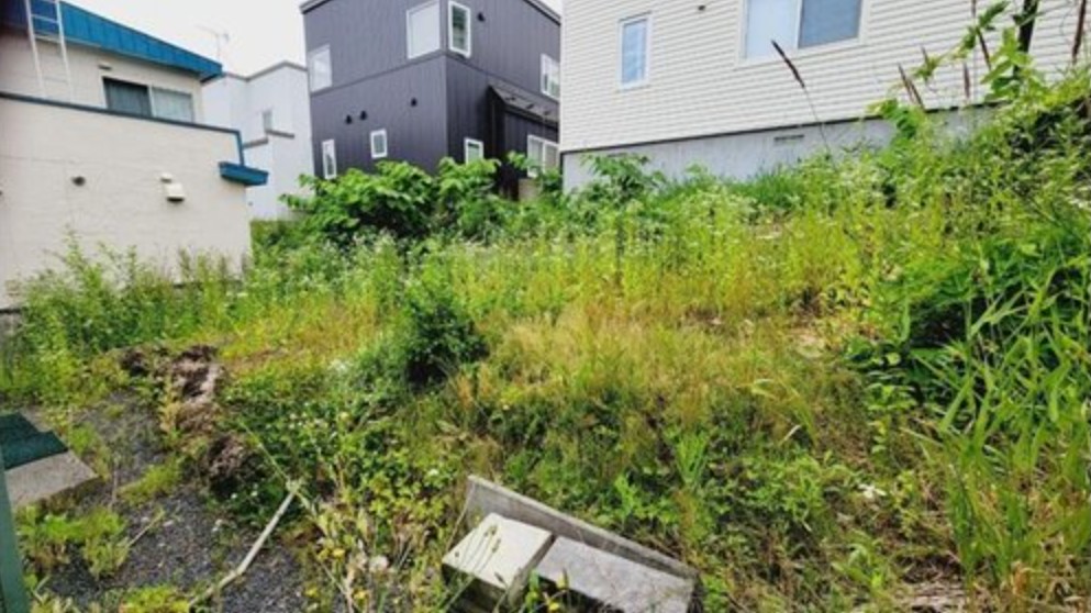 【円山西町5　地下鉄東西線「円山公園」駅　バス乗車15分　「円山西町神社前」停徒歩4分】　3LDK 土地価格：890万円 参考プラン：2140万円【JUSTPRICE】