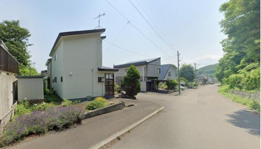 【富丘5条5　JR函館本線「稲積公園」駅　徒歩約19分】　3LDK 土地価格：1100万円 参考プラン：2150万円【JUSTPRICE】