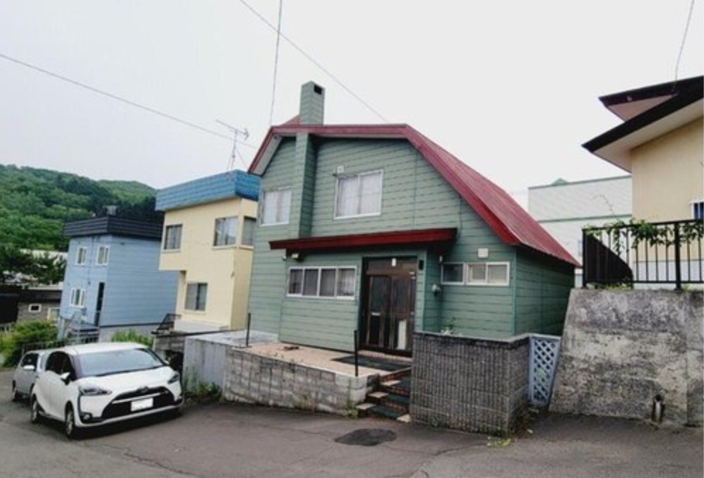 【円山西町5　地下鉄東西線「円山公園」駅　バス乗車15分　「円山西町神社前」停徒歩4分】　3LDK 土地価格：890万円 参考プラン：2140万円【JUSTPRICE】