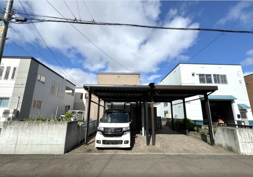 【北郷５条８丁目　札幌市営地下鉄東西線「白石」駅バス乗車２２分】　4LDK 土地価格：1980万円 参考プラン：2140万円【JUSTPRICE】