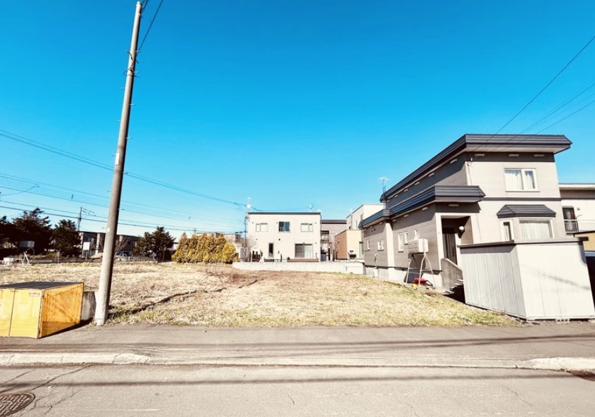 【前田１１条10丁目　JR函館本線「手稲」駅バス乗車15分】　4LDK 土地価格：1280万円 参考プラン：2140万円【JUSTPRICE】