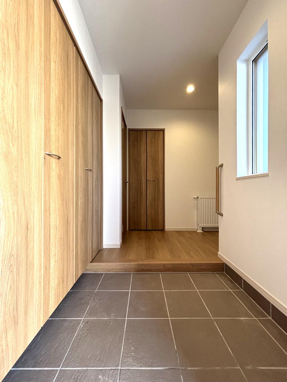 札幌市電『西線11条』徒歩6分の好立地！4LDK新築戸建｜5180万（2号地）