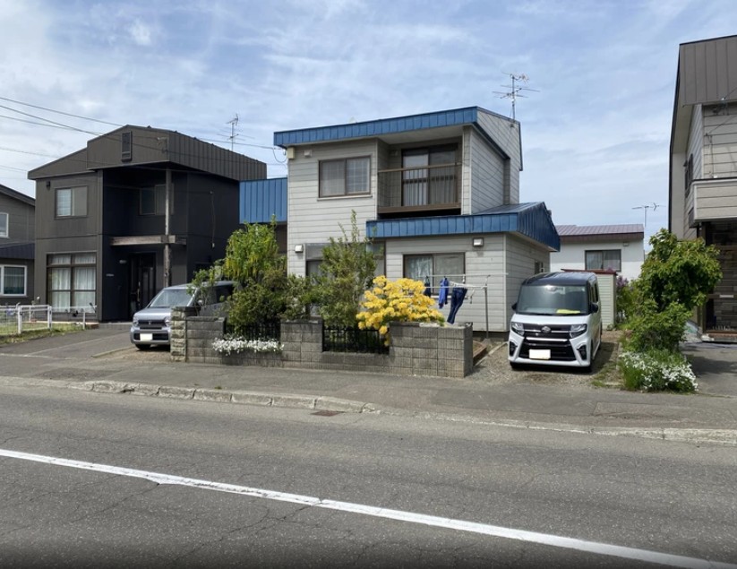 【里塚1条2丁目　札幌市営地下鉄東豊線「福住」駅バス乗車23分】　3LDK 土地価格：1180万円 参考プラン：2150万円【JUSTPRICE】