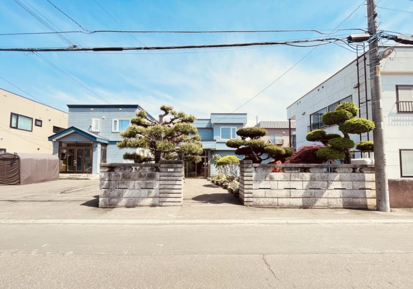 【新琴似4条2丁目　閑静な住宅街、毎日の暮らしに便利な環境が魅力です！】　4LDK 土地価格：2480万円 参考プラン：2,140万円【JUSTPRICE】
