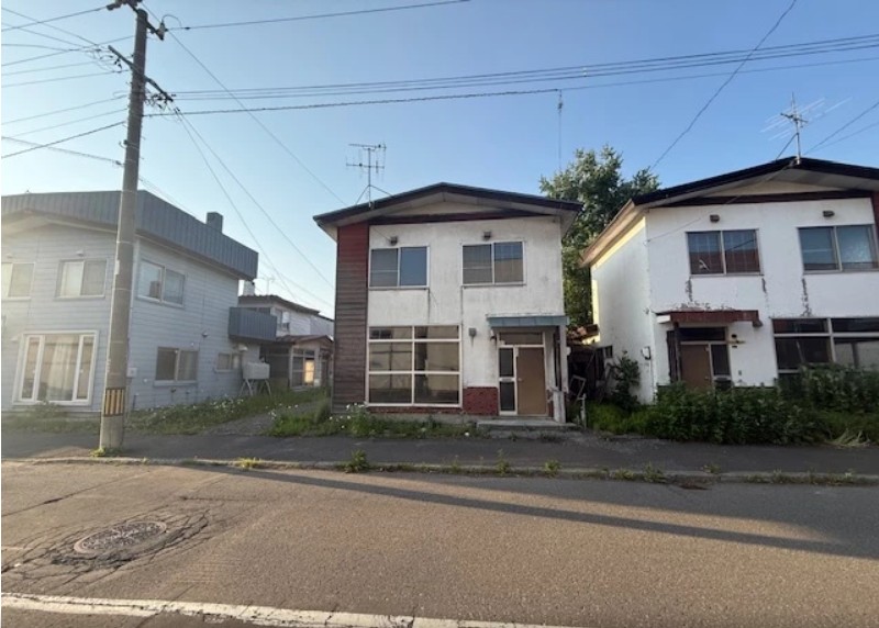 【発寒１７条３丁目　地下鉄東西線「宮の沢」駅バス乗車約１１分】　2LDK 土地価格：890万円 参考プラン：1850万円【JUSTPRICE】