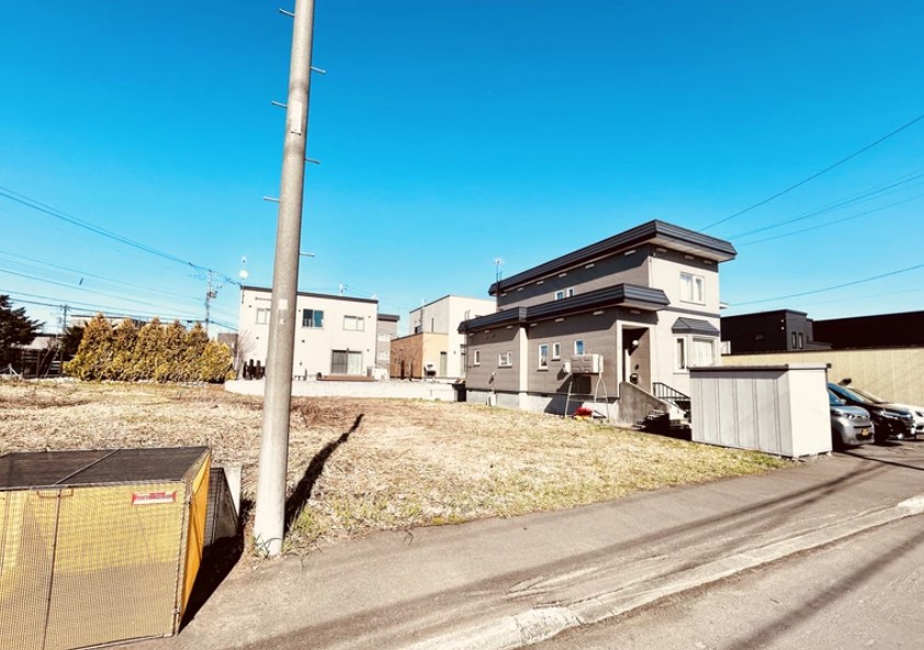 【前田１１条10丁目　JR函館本線「手稲」駅バス乗車15分】　4LDK 土地価格：1280万円 参考プラン：2140万円【JUSTPRICE】
