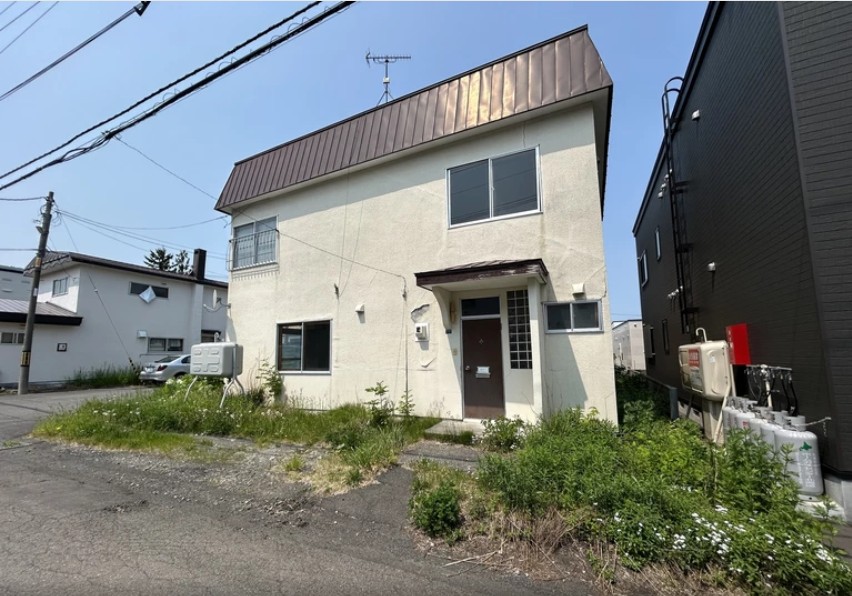 【平和１条２丁目　札幌市営地下鉄東西線「琴似」駅バス乗車１４分】　3LDK 土地価格：750万円 参考プラン：1990万円【JUSTPRICE】