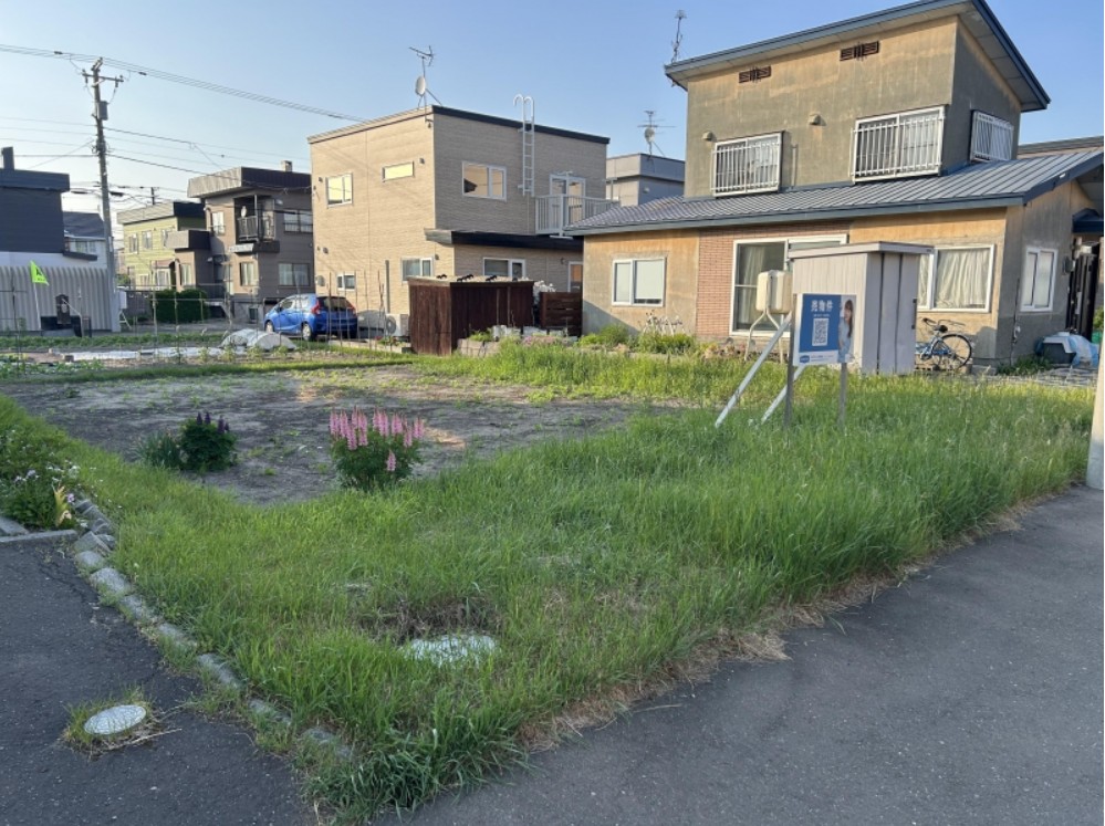 【前田9条17丁目　中央バス「前田森林公園」駅徒歩6分】　3LDK 土地価格：1080万円 参考プラン：2060万円【JUSTPRICE】