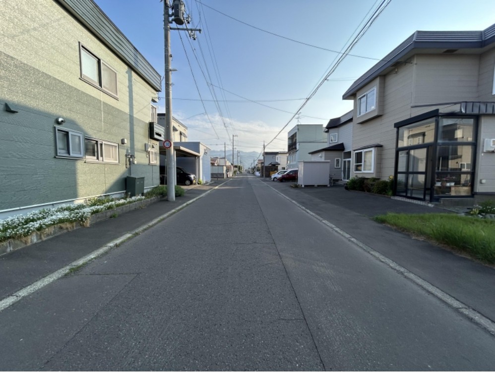 【前田9条17丁目　中央バス「前田森林公園」駅徒歩6分】　3LDK 土地価格：1080万円 参考プラン：2060万円【JUSTPRICE】