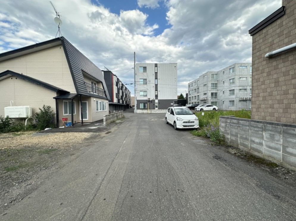【発寒10条4丁目　JR函館本線「発寒中央」駅徒歩6分】　3LDK 土地価格：1980万円 参考プラン：2100万円【JUSTPRICE】