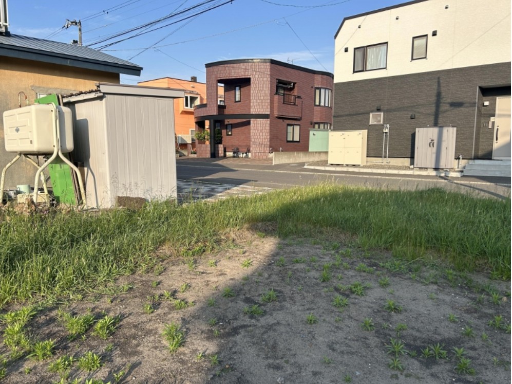 【前田9条17丁目　中央バス「前田森林公園」駅徒歩6分】　3LDK 土地価格：1080万円 参考プラン：2060万円【JUSTPRICE】