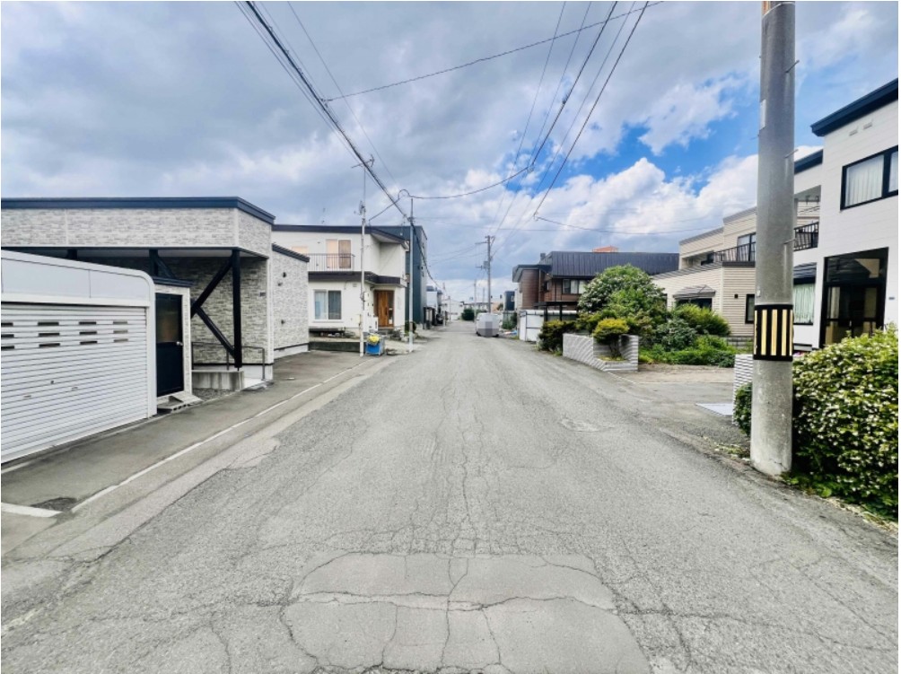 【北郷3条2丁目　JR千歳線「白石」駅徒歩16分 】　4LDK 土地価格：1880万円 参考プラン：2140万円【JUSTPRICE】