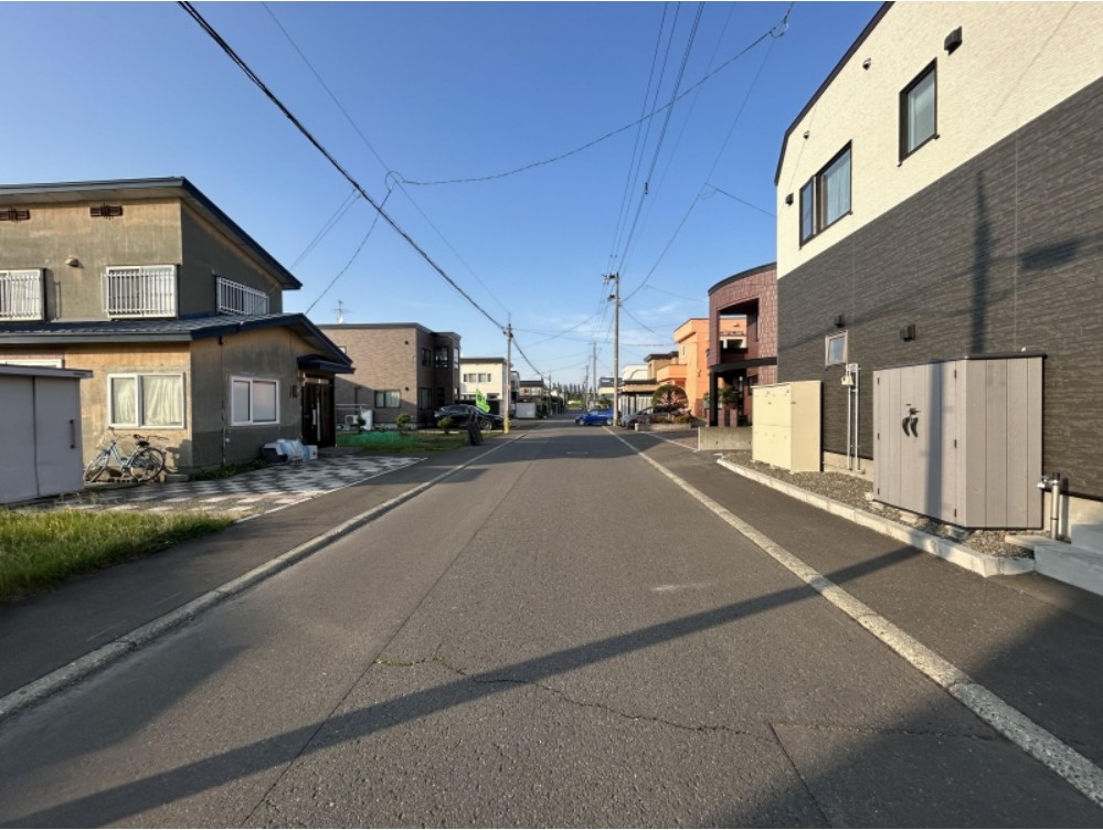 【前田9条17丁目　中央バス「前田森林公園」駅徒歩6分】　3LDK 土地価格：1080万円 参考プラン：2060万円【JUSTPRICE】