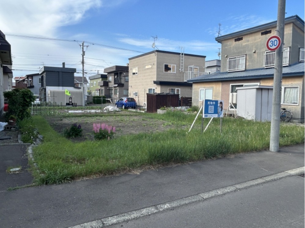【前田9条17丁目　中央バス「前田森林公園」駅徒歩6分】　3LDK 土地価格：1080万円 参考プラン：2100万円【JUSTPRICE】