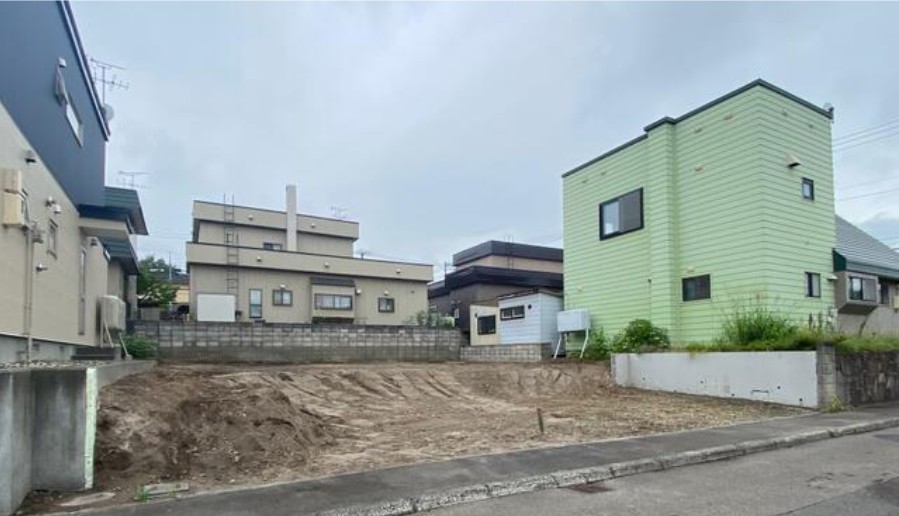 【清田5条2丁目　地下鉄東豊線「福住」駅バス乗車23分】　3LDK 土地価格：1290万円 参考プラン：2120万円【JUSTPRICE】