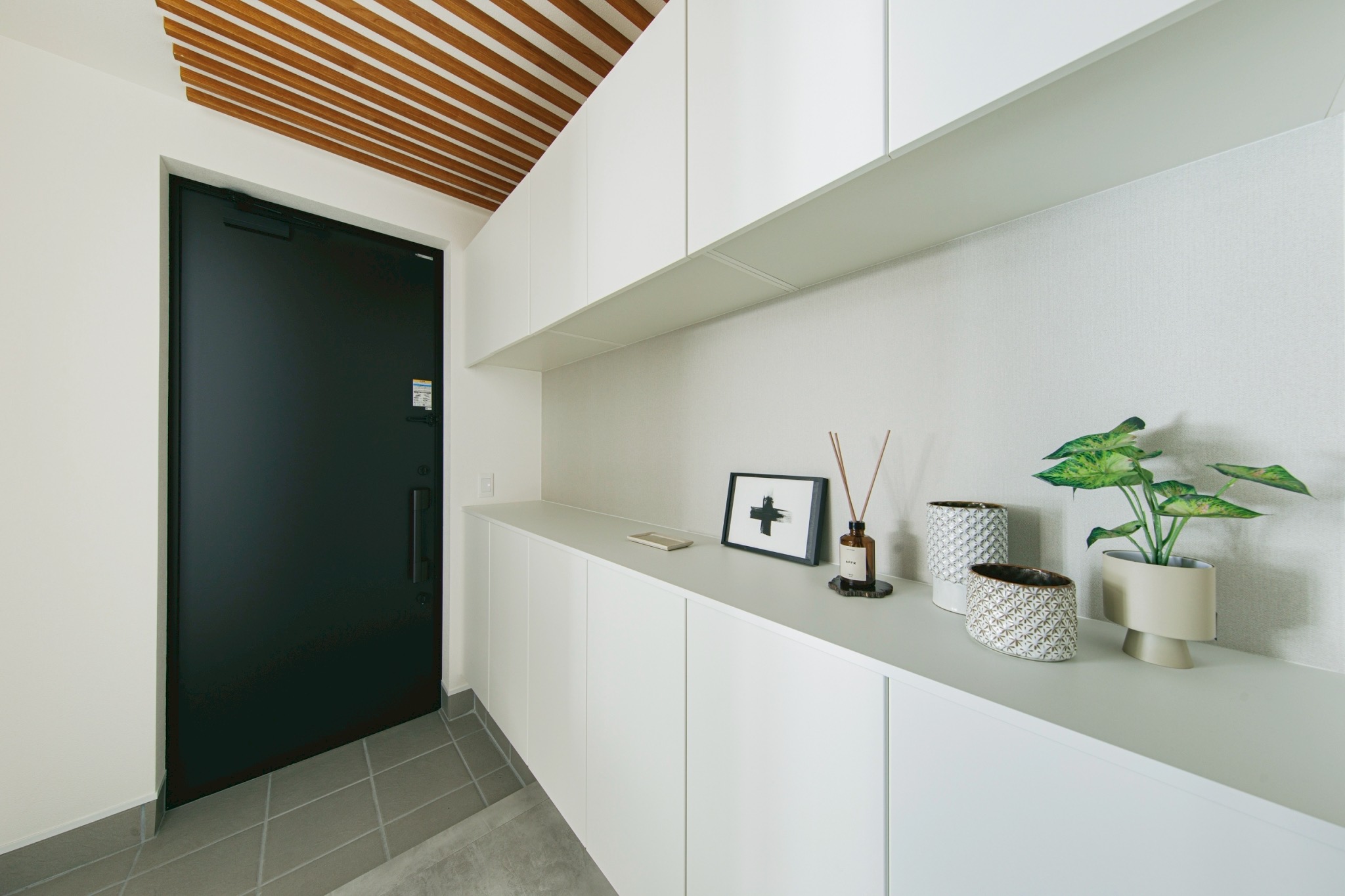 【石狩市緑苑台西1条2丁目　T-BOXモデルハウス】　建築家がこだわりぬいたスタイリッシュなデザイン！新築戸建(3LDK)4,350万円