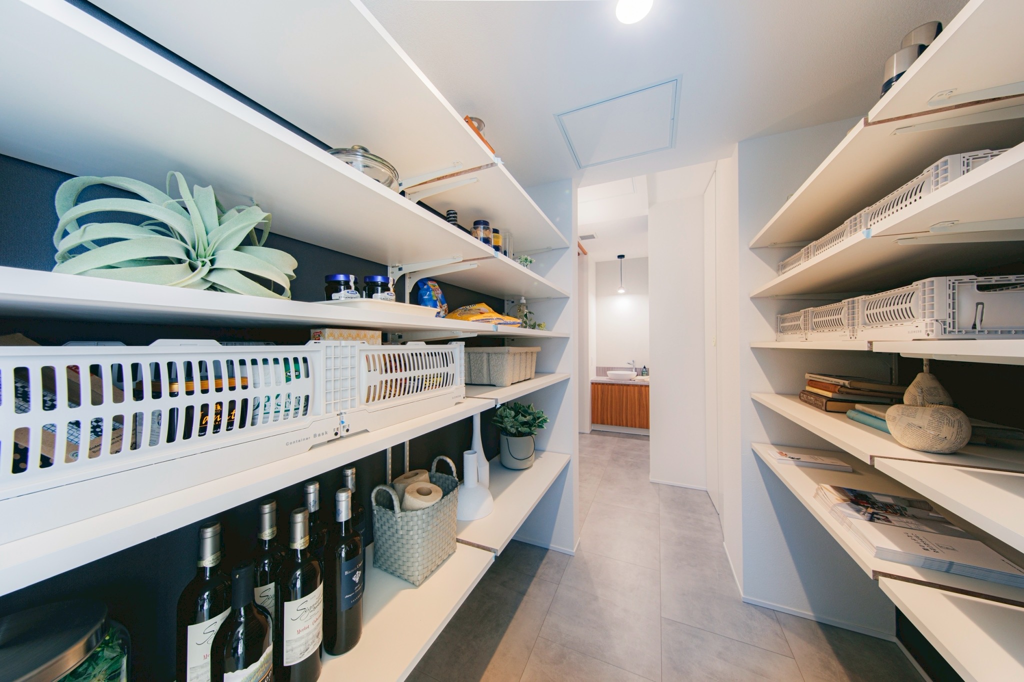 【石狩市緑苑台西1条2丁目　T-BOXモデルハウス】　建築家がこだわりぬいたスタイリッシュなデザイン！新築戸建(3LDK)4,350万円