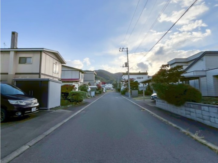 【稲穂2条4丁目　JR函館本線 稲穂駅 徒歩7分】　4LDK 土地価格：1380万円 参考プラン：2160万円【JUSTPRICE】