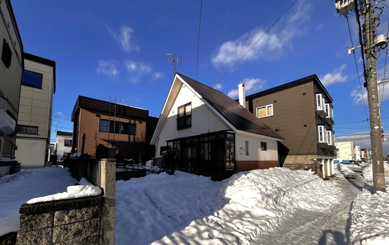 【新川2条11丁目　JR札沼線「新川」駅徒歩23分　中央バス「消防学校」停徒歩3分 】　3LDK 土地価格：1380万円 参考プラン：2150万円【JUSTPRICE】