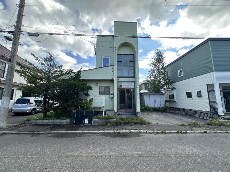 【手稲区新発寒6条6丁目 JRバス新発寒5条6丁目徒歩4分】 3LDK 土地価格:1480万円 参考プラン:2080万円【JUSTPRICE】