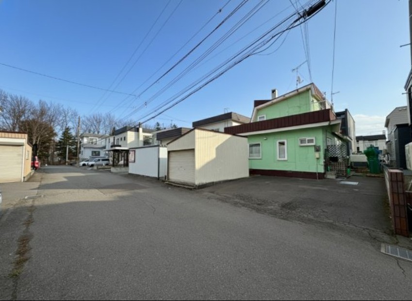 【新琴似12条5丁目　札幌市営地下鉄南北線「麻生」駅バス乗車14分バス停徒歩2分】　3LDK 土地価格：1480万円 参考プラン：2320万円【JUSTPRICE】